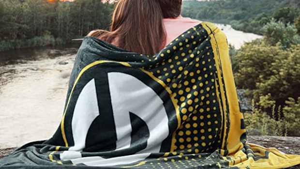 Throw Blanket HERO
